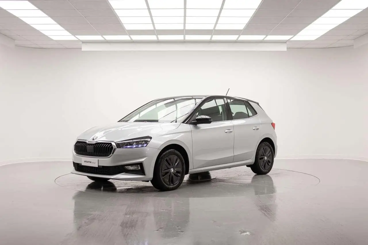 Photo 1 : Skoda Fabia 2022 Essence