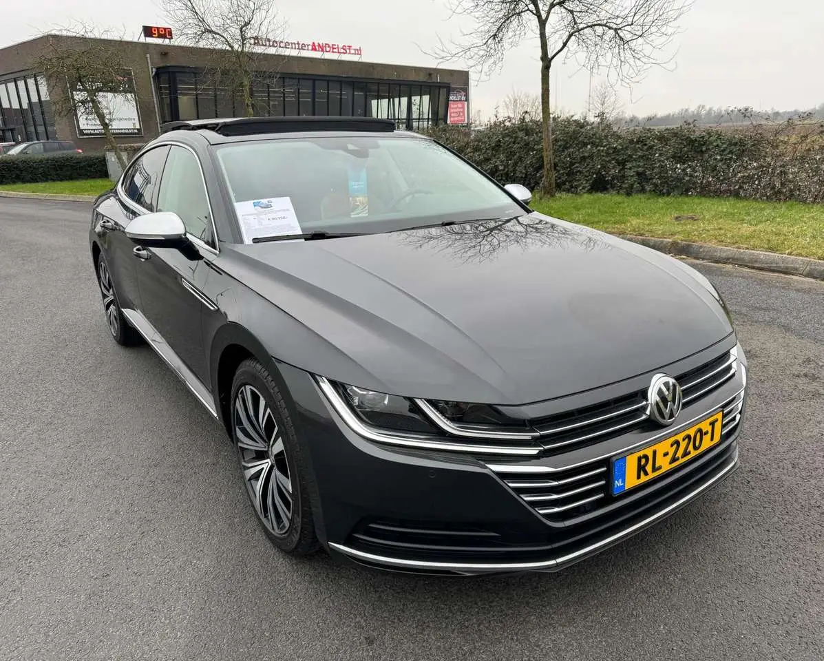 Photo 1 : Volkswagen Arteon 2018 Petrol