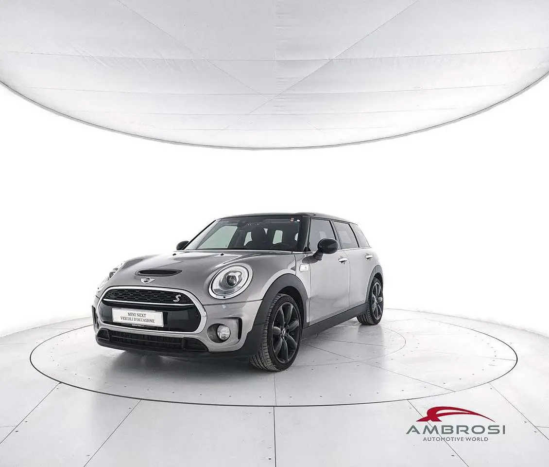 Photo 1 : Mini Cooper 2019 Diesel