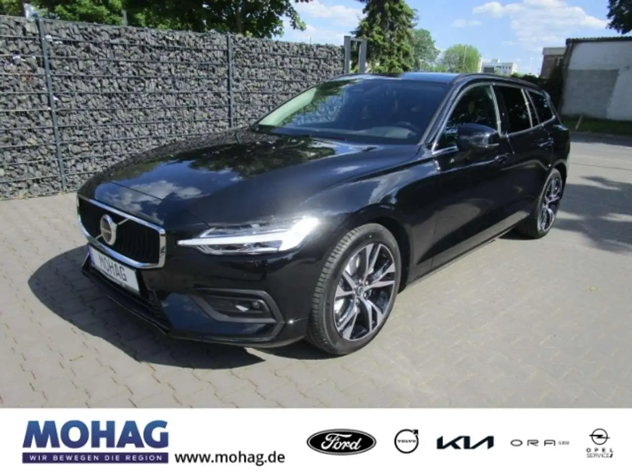 Photo 1 : Volvo V60 2024 Essence