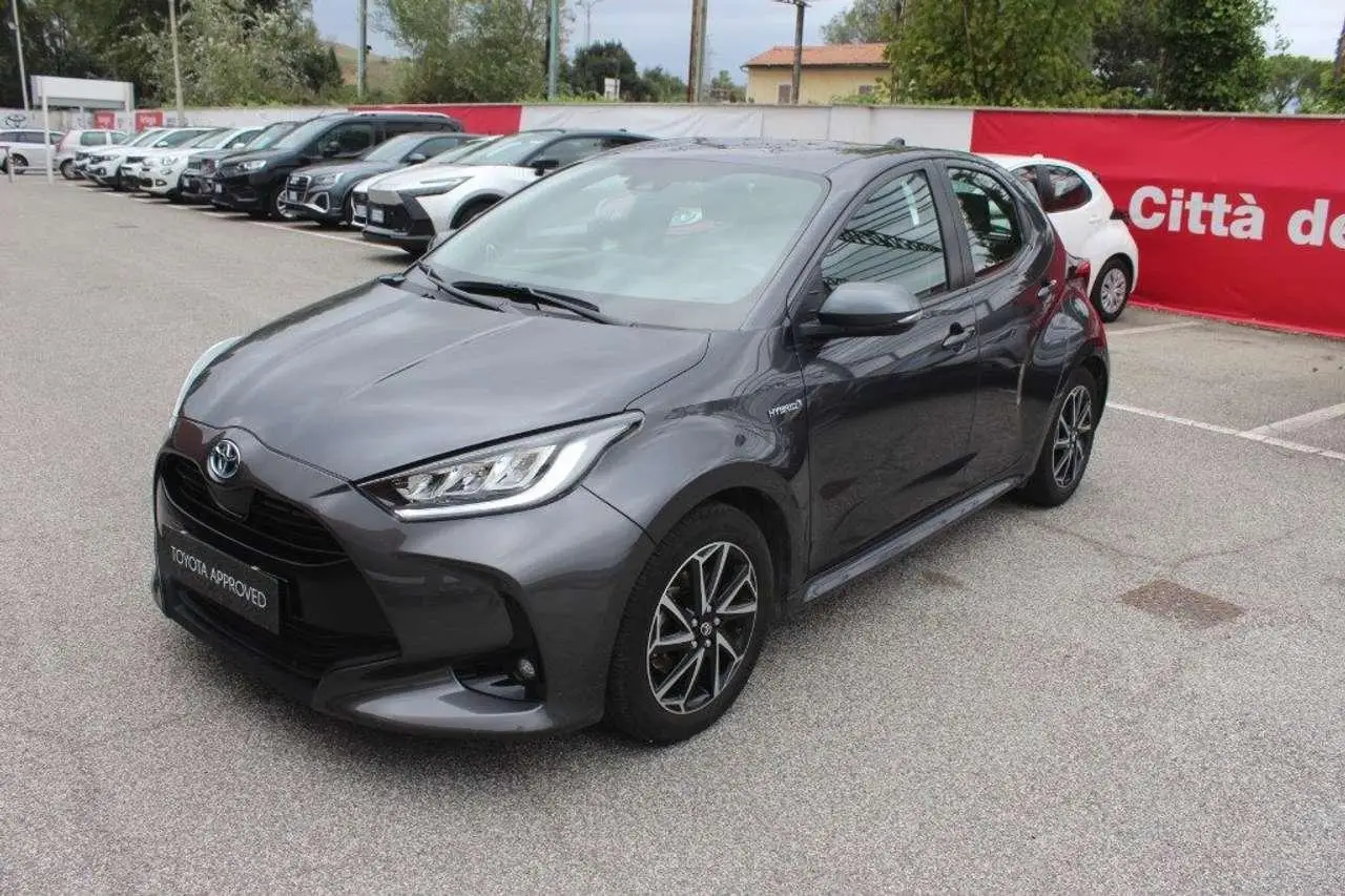 Photo 1 : Toyota Yaris 2020 Hybride