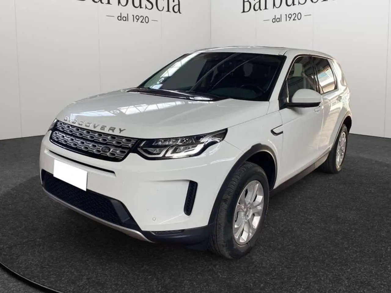 Photo 1 : Land Rover Discovery 2021 Hybrid