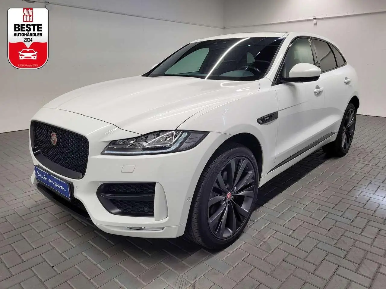 Photo 1 : Jaguar F-pace 2017 Diesel