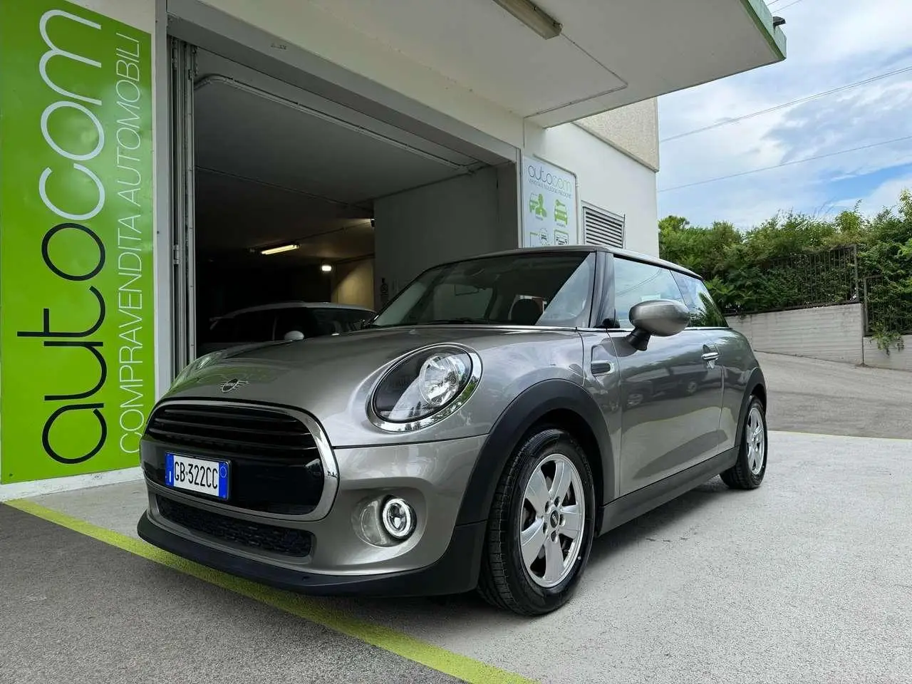 Photo 1 : Mini Cooper 2020 Petrol