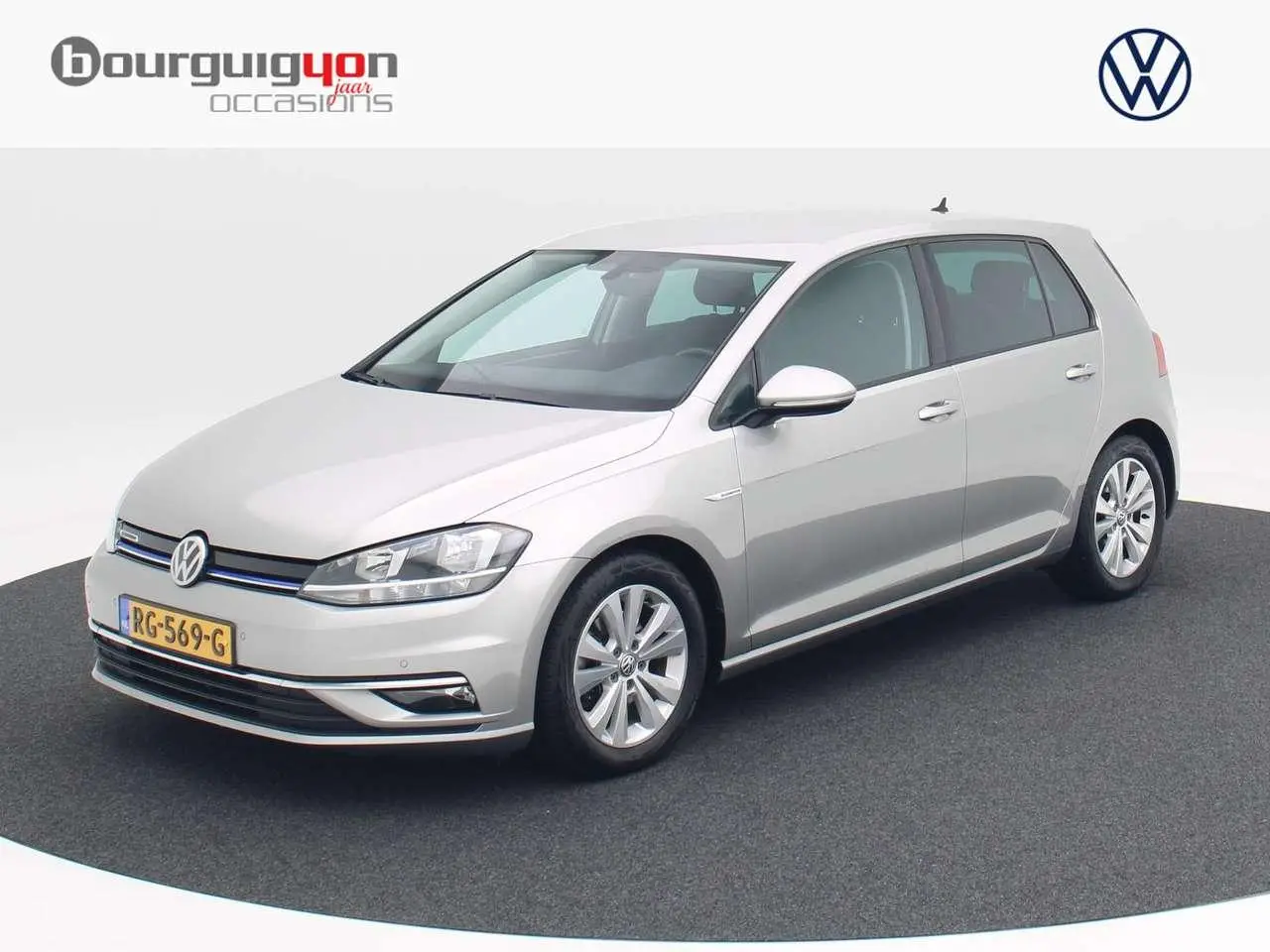 Photo 1 : Volkswagen Golf 2017 Petrol