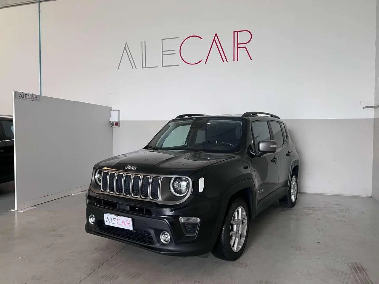 Photo 1 : Jeep Renegade 2019 Petrol