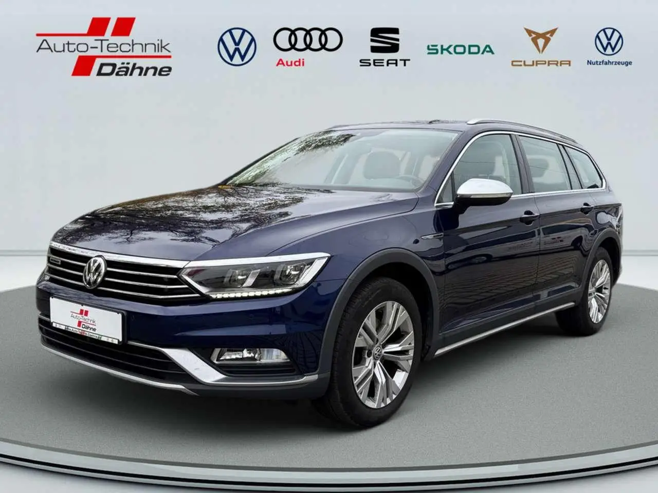 Photo 1 : Volkswagen Passat 2018 Essence