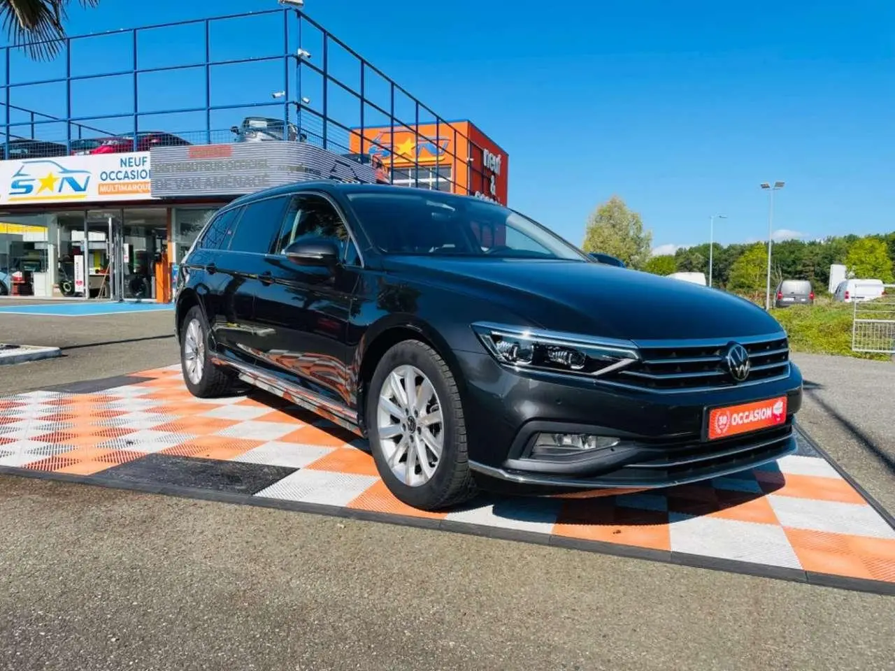 Photo 1 : Volkswagen Passat 2023 Diesel