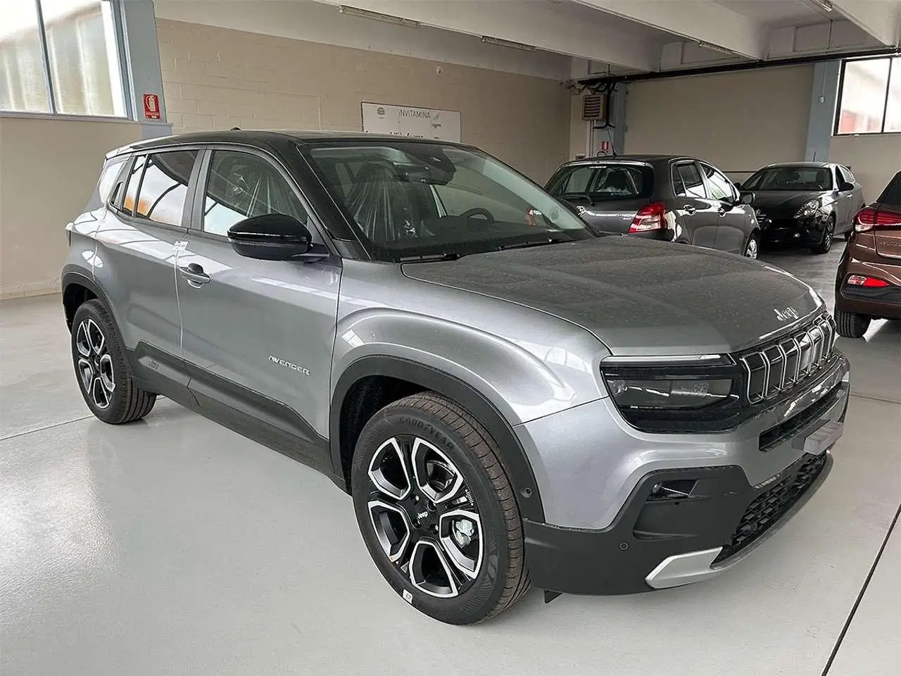 Photo 1 : Jeep Avenger 2024 Petrol