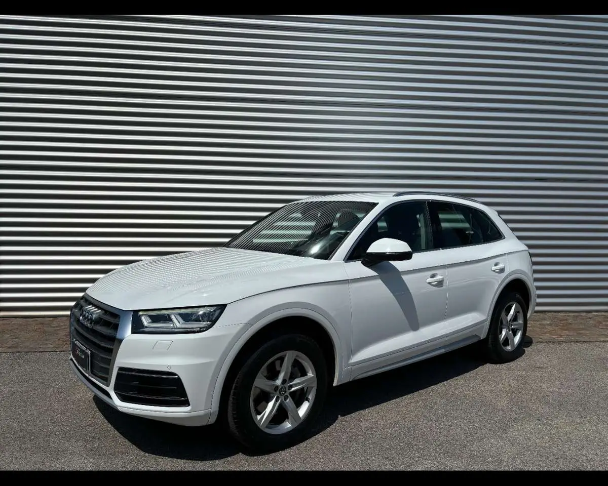 Photo 1 : Audi Q5 2018 Diesel