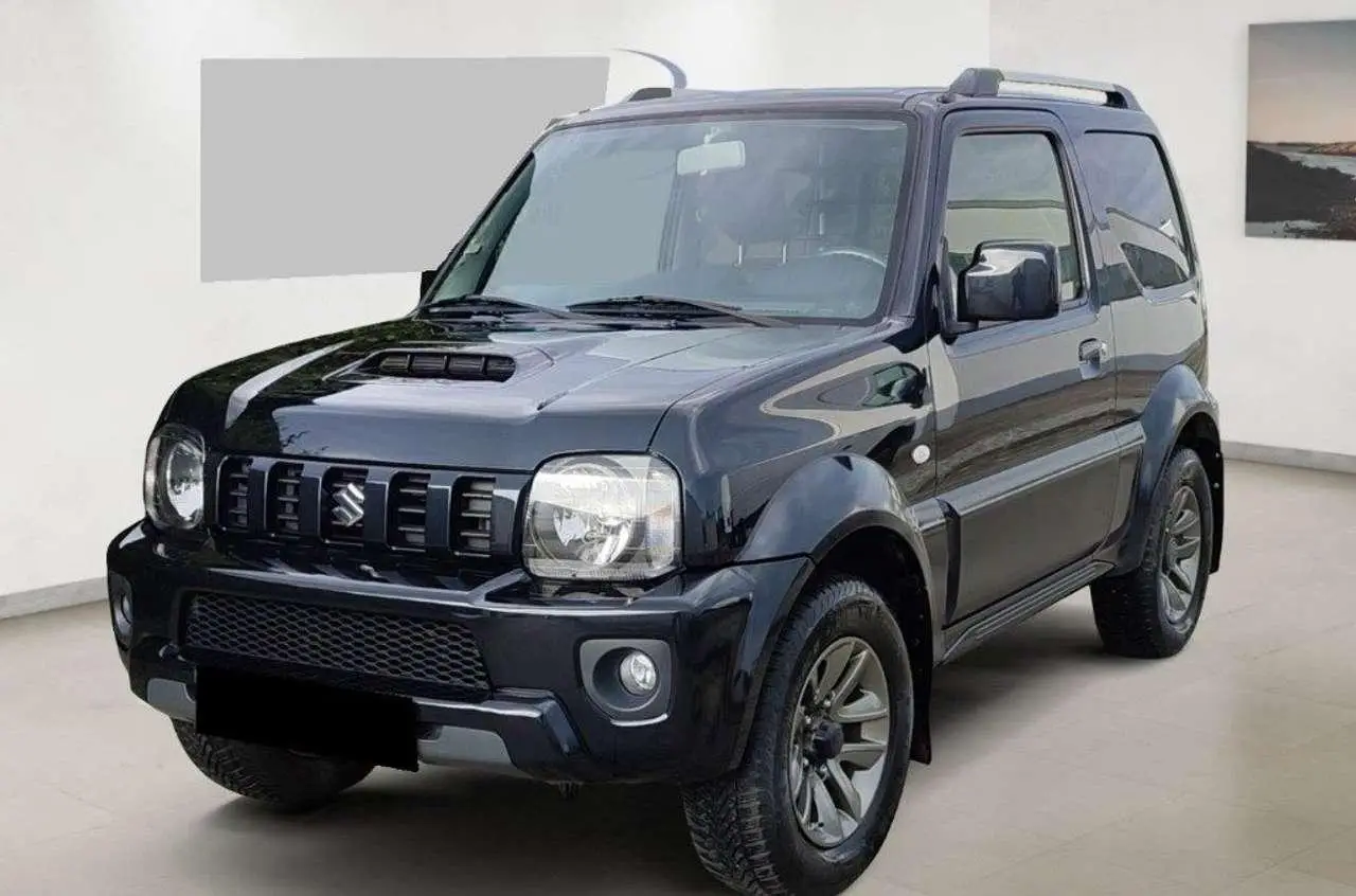 Photo 1 : Suzuki Jimny 2017 Petrol