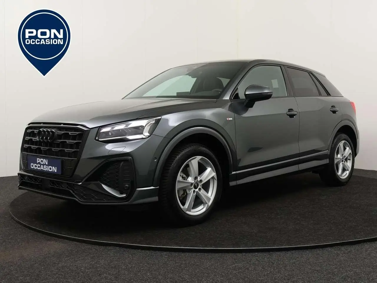 Photo 1 : Audi Q2 2024 Petrol