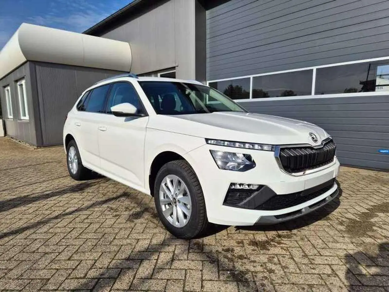 Photo 1 : Skoda Kamiq 2024 Petrol