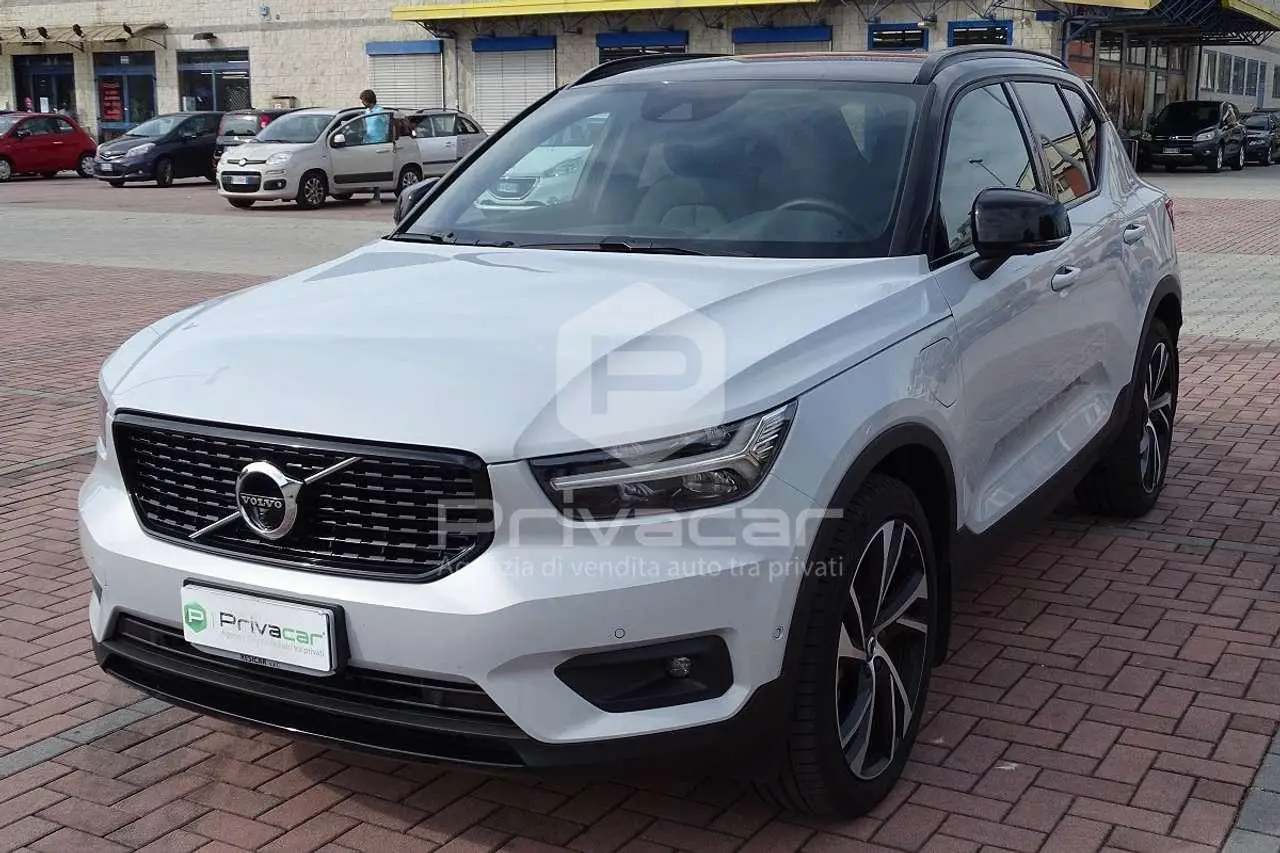 Photo 1 : Volvo Xc40 2021 Hybride