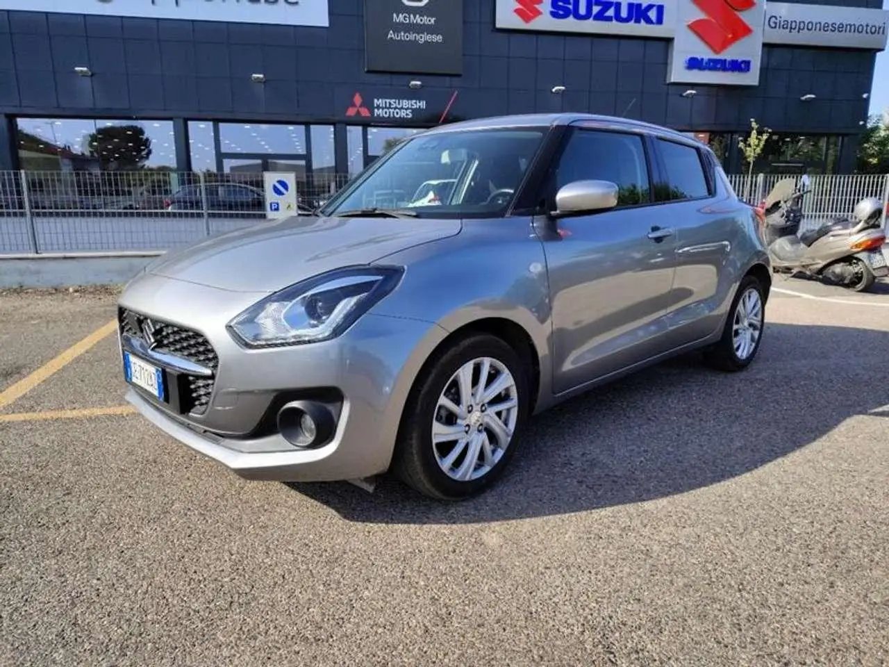 Photo 1 : Suzuki Swift 2021 Hybride