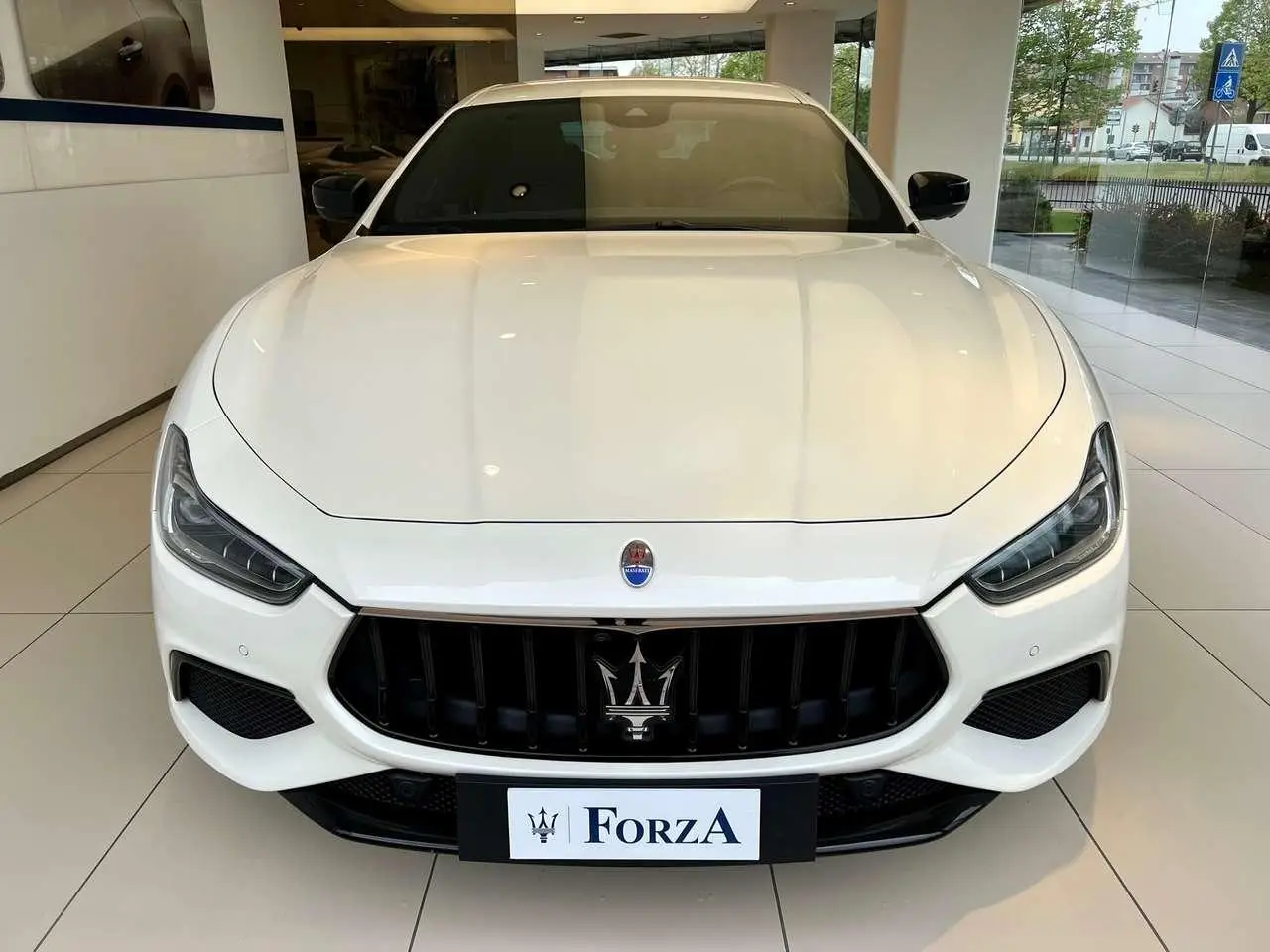 Photo 1 : Maserati Ghibli 2023 Hybrid