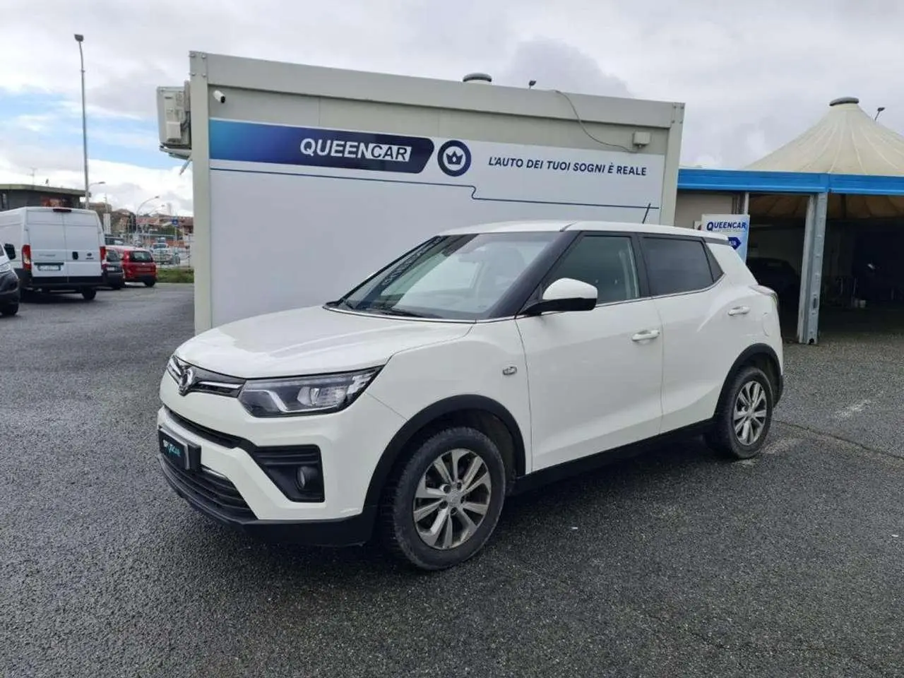 Photo 1 : Ssangyong Tivoli 2021 Petrol