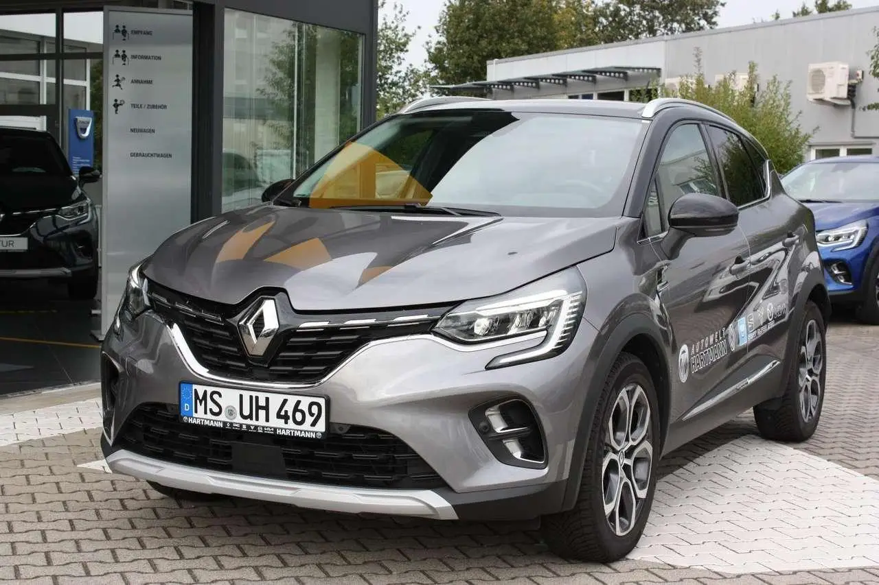 Photo 1 : Renault Captur 2022 Petrol