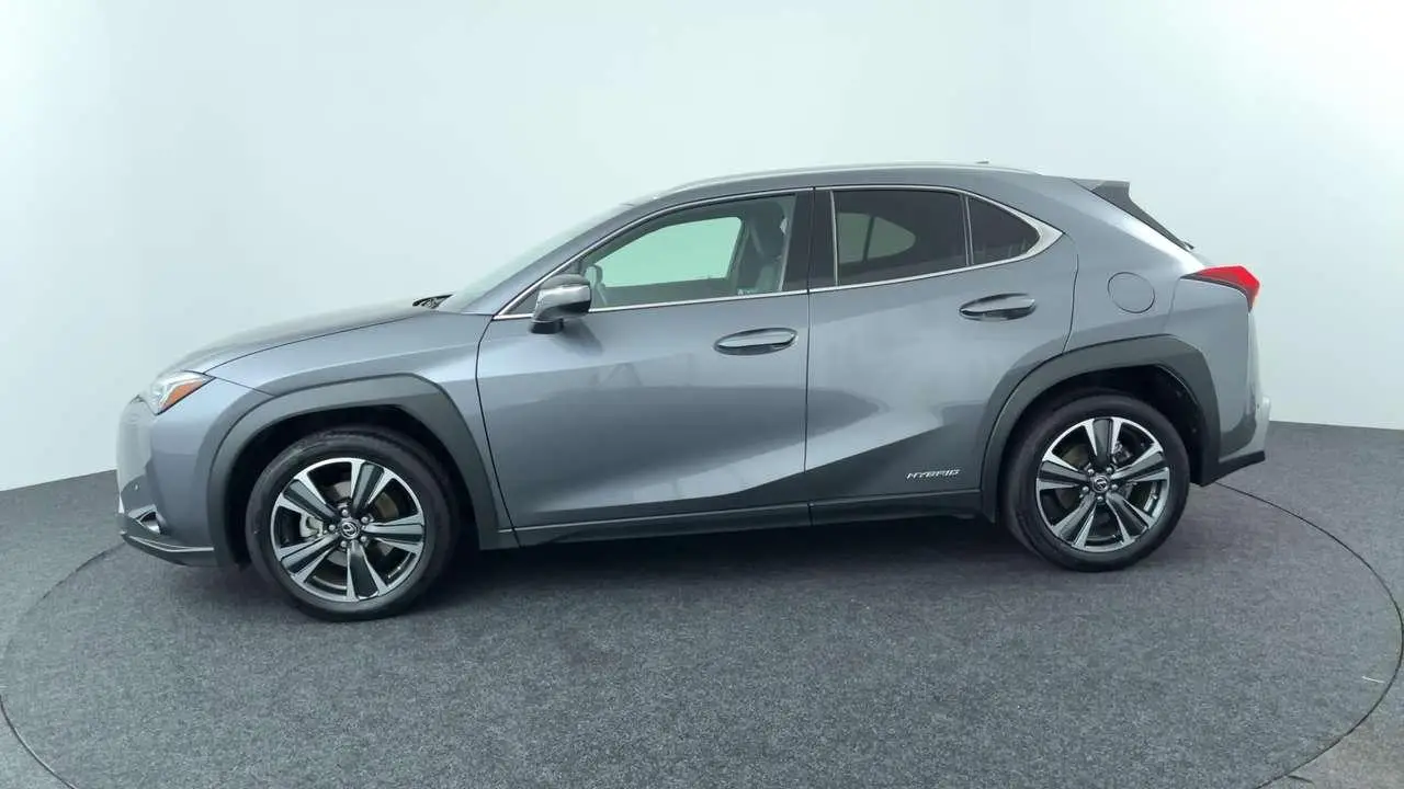 Photo 1 : Lexus Ux 2021 Hybrid