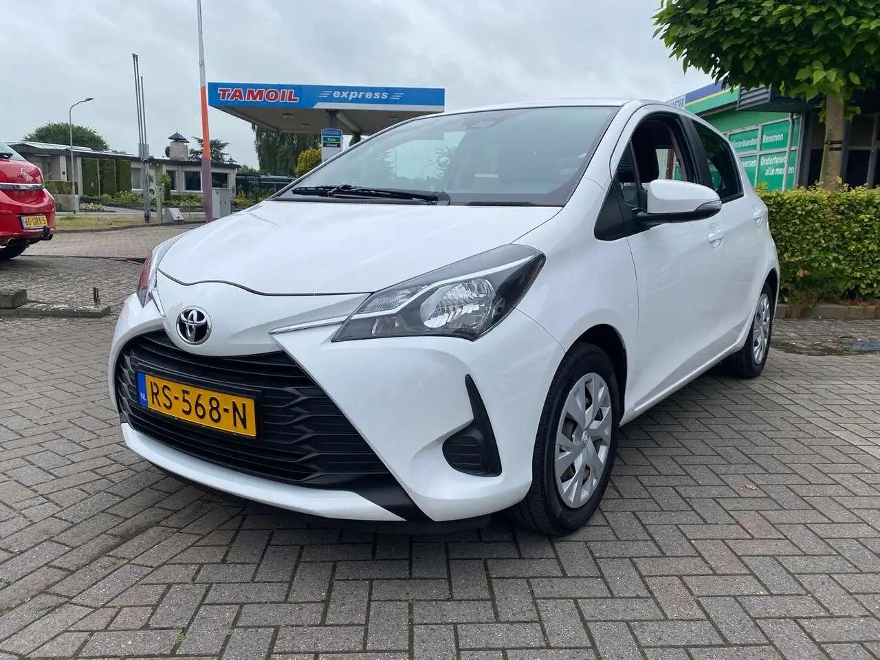 Photo 1 : Toyota Yaris 2018 Petrol