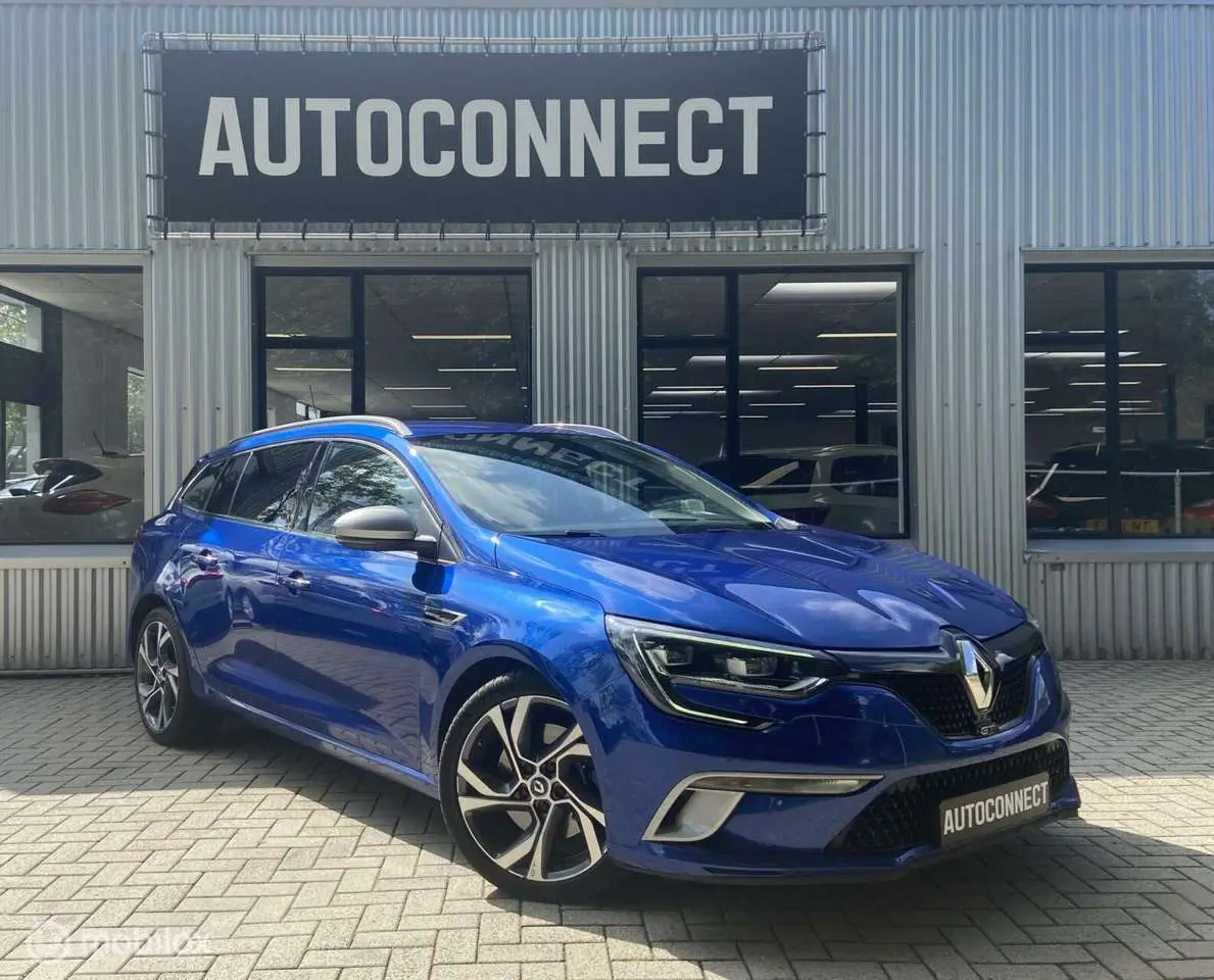 Photo 1 : Renault Megane 2017 Essence