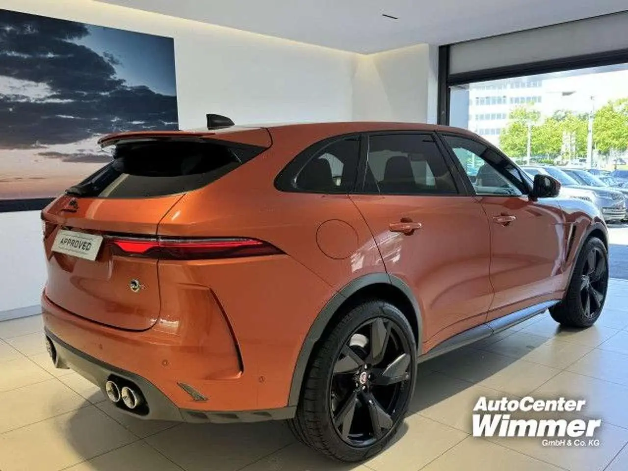 Photo 1 : Jaguar F-pace 2021 Essence