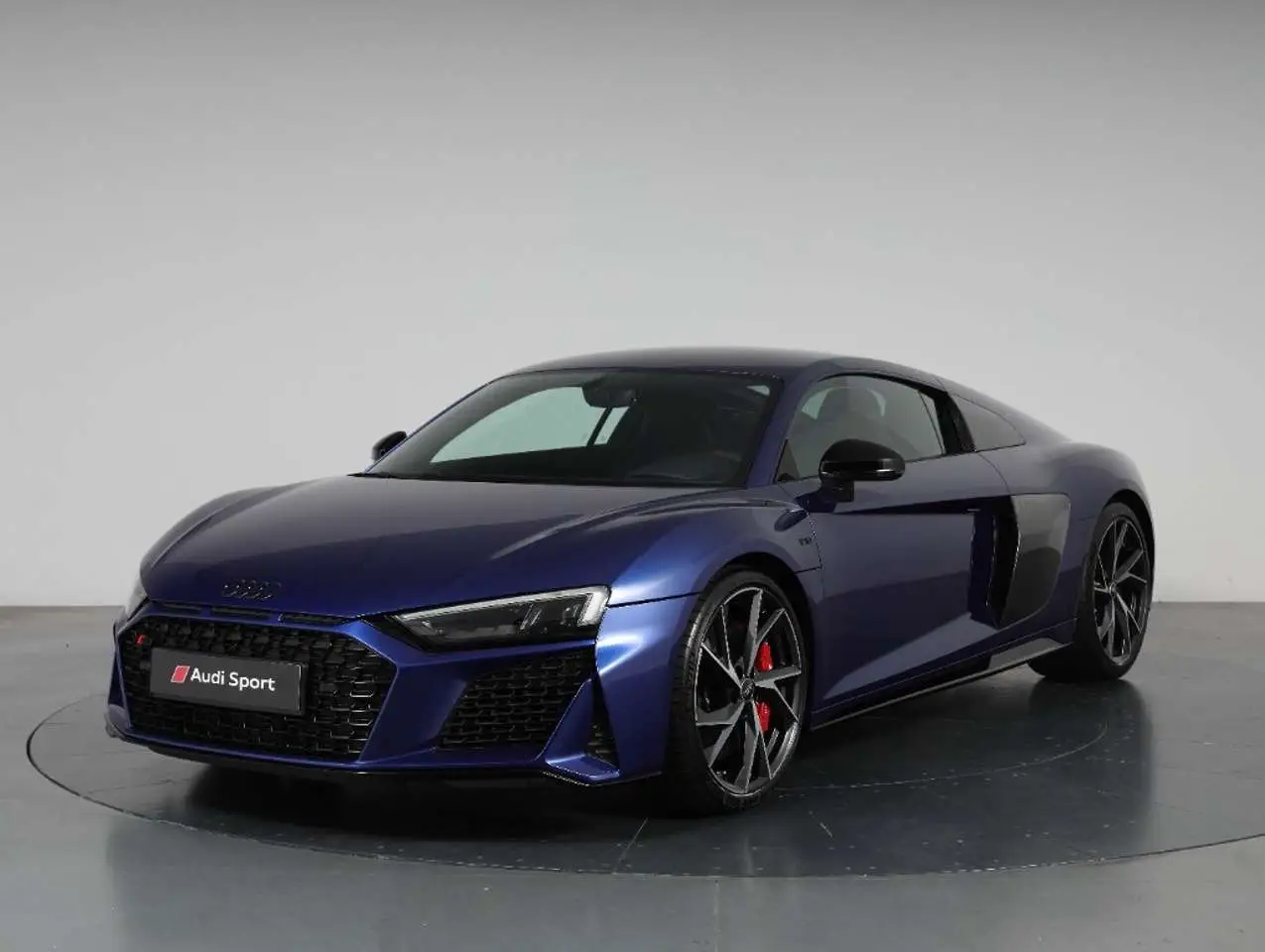 Photo 1 : Audi R8 2024 Petrol