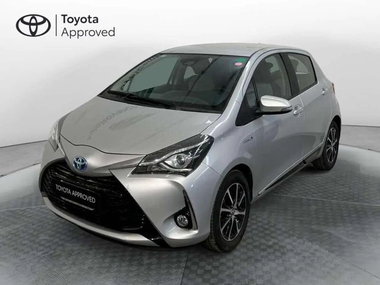 Photo 1 : Toyota Yaris 2019 Hybrid