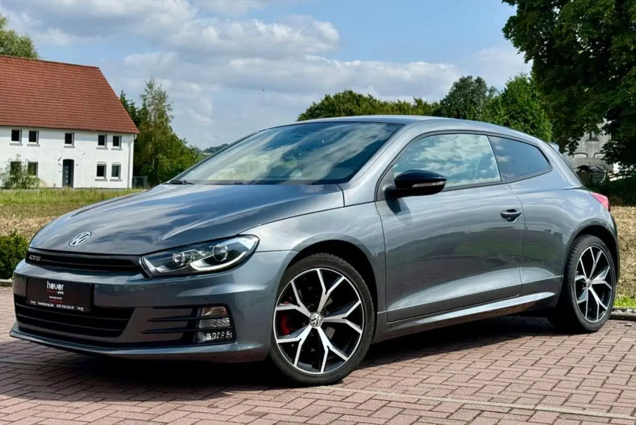 Photo 1 : Volkswagen Scirocco 2017 Petrol