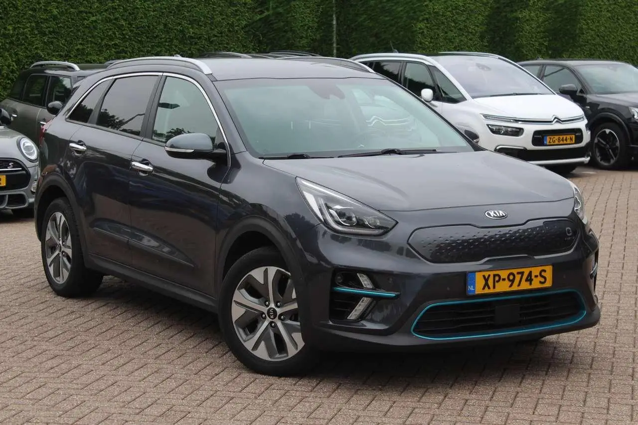 Photo 1 : Kia E-niro 2019 Électrique