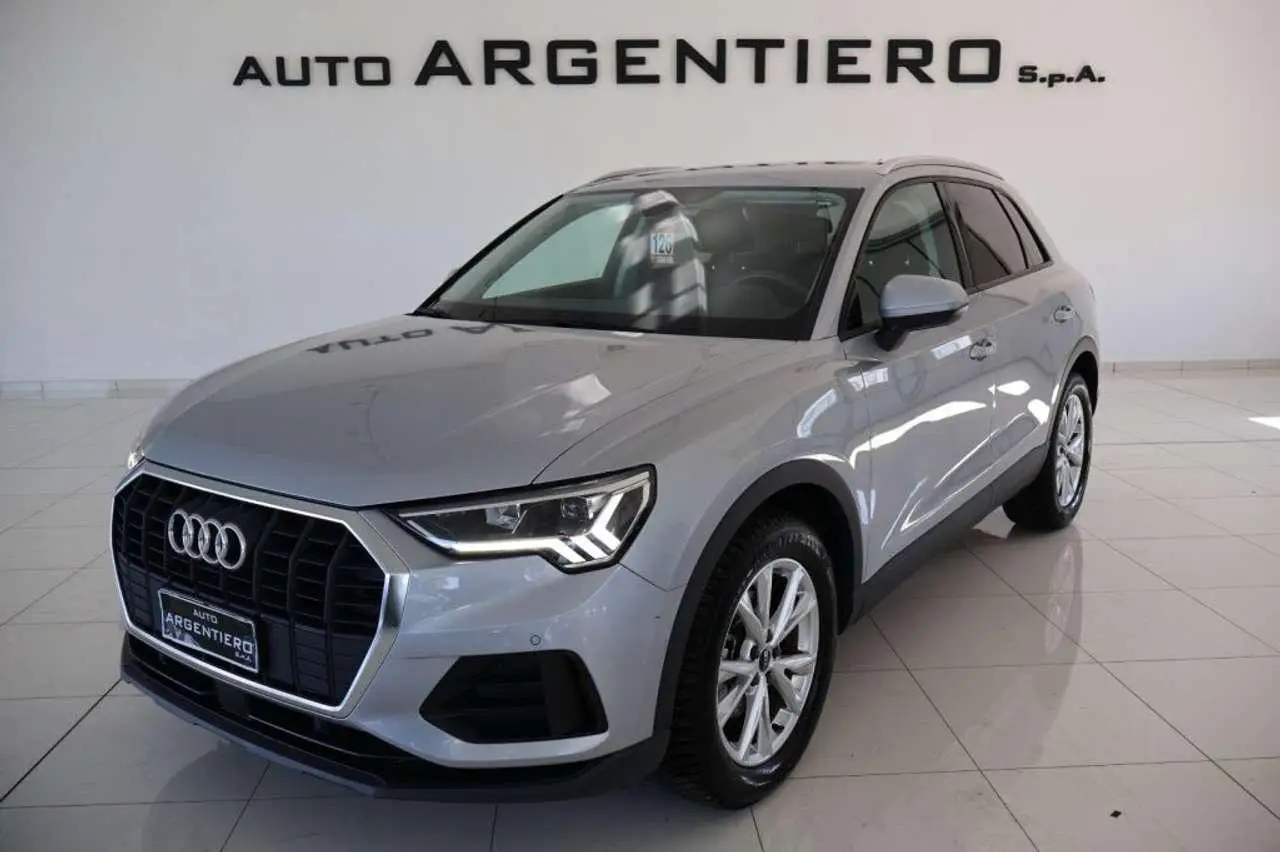 Photo 1 : Audi Q3 2020 Diesel