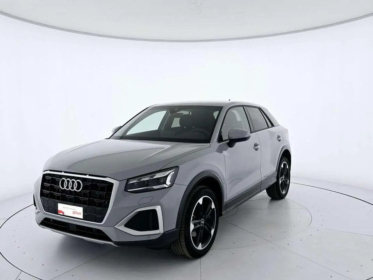 Photo 1 : Audi Q2 2024 Diesel