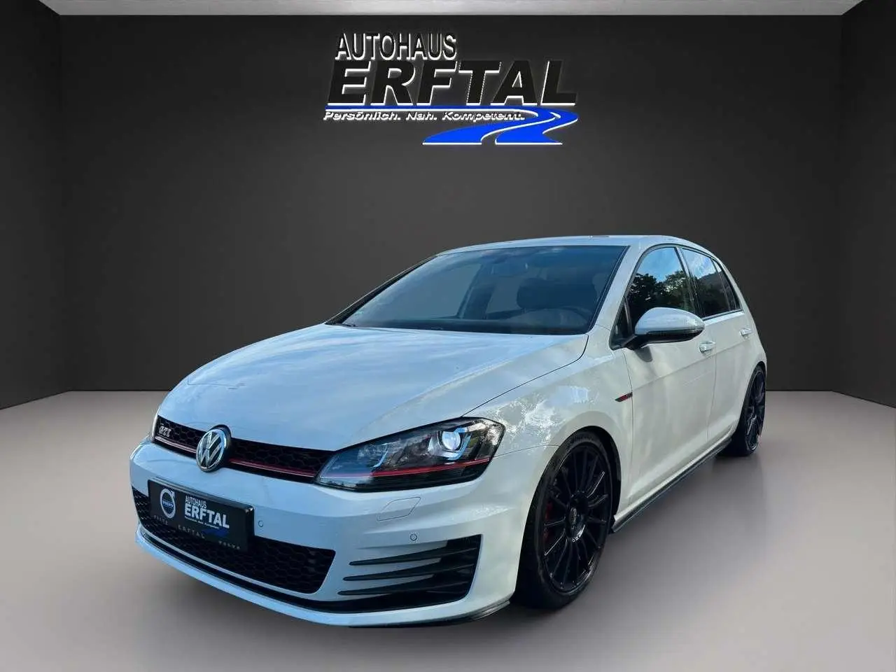 Photo 1 : Volkswagen Golf 2015 Essence