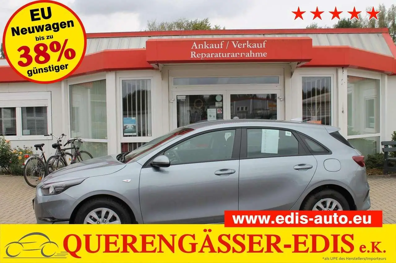 Photo 1 : Kia Ceed 2024 Essence