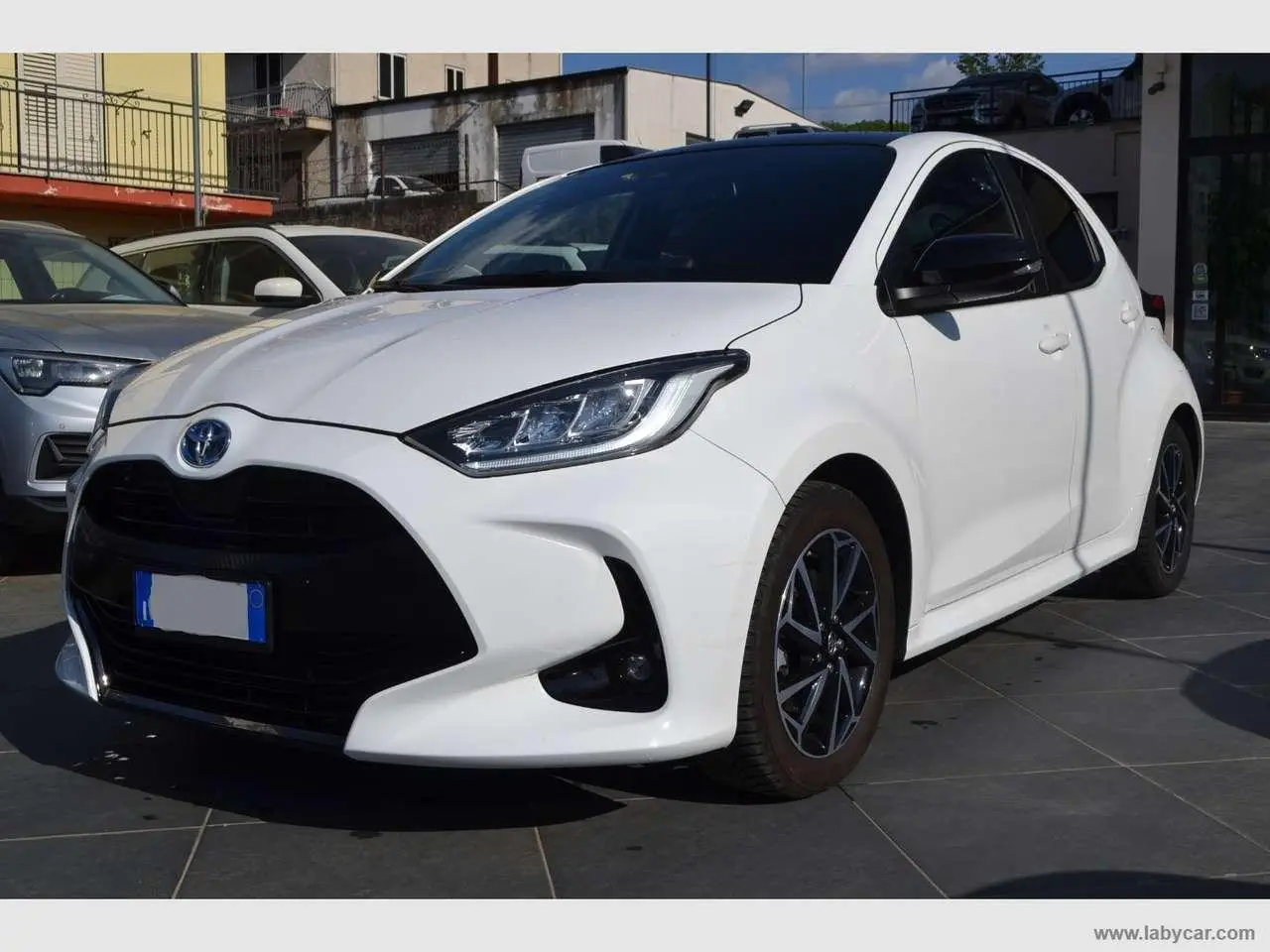 Photo 1 : Toyota Yaris 2022 Petrol