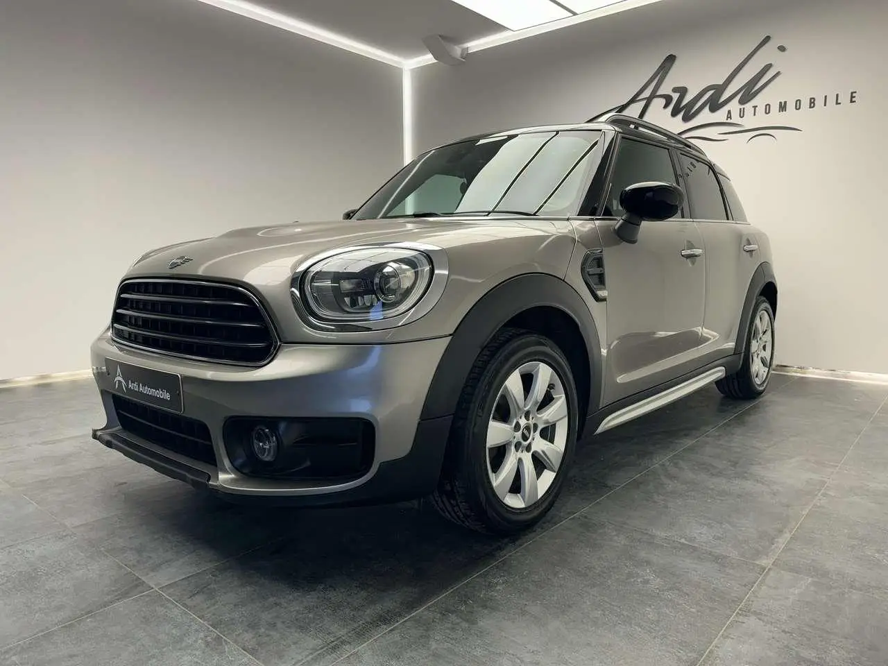 Photo 1 : Mini One 2019 Diesel