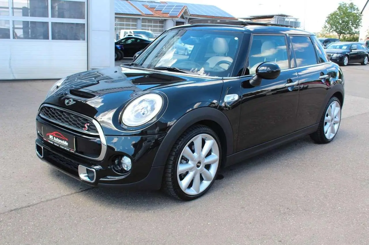 Photo 1 : Mini Cooper 2015 Diesel