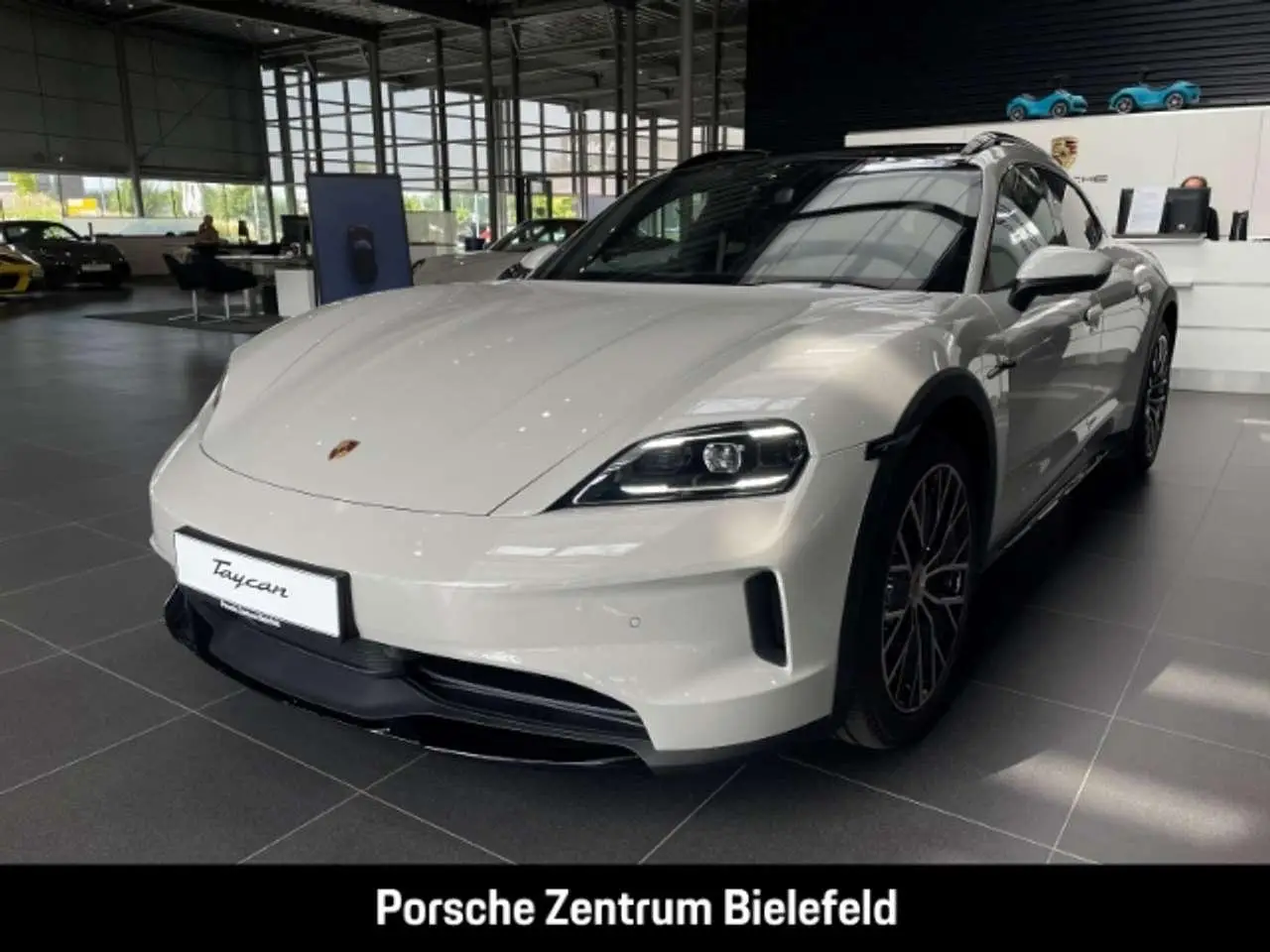 Photo 1 : Porsche Taycan 2024 Électrique