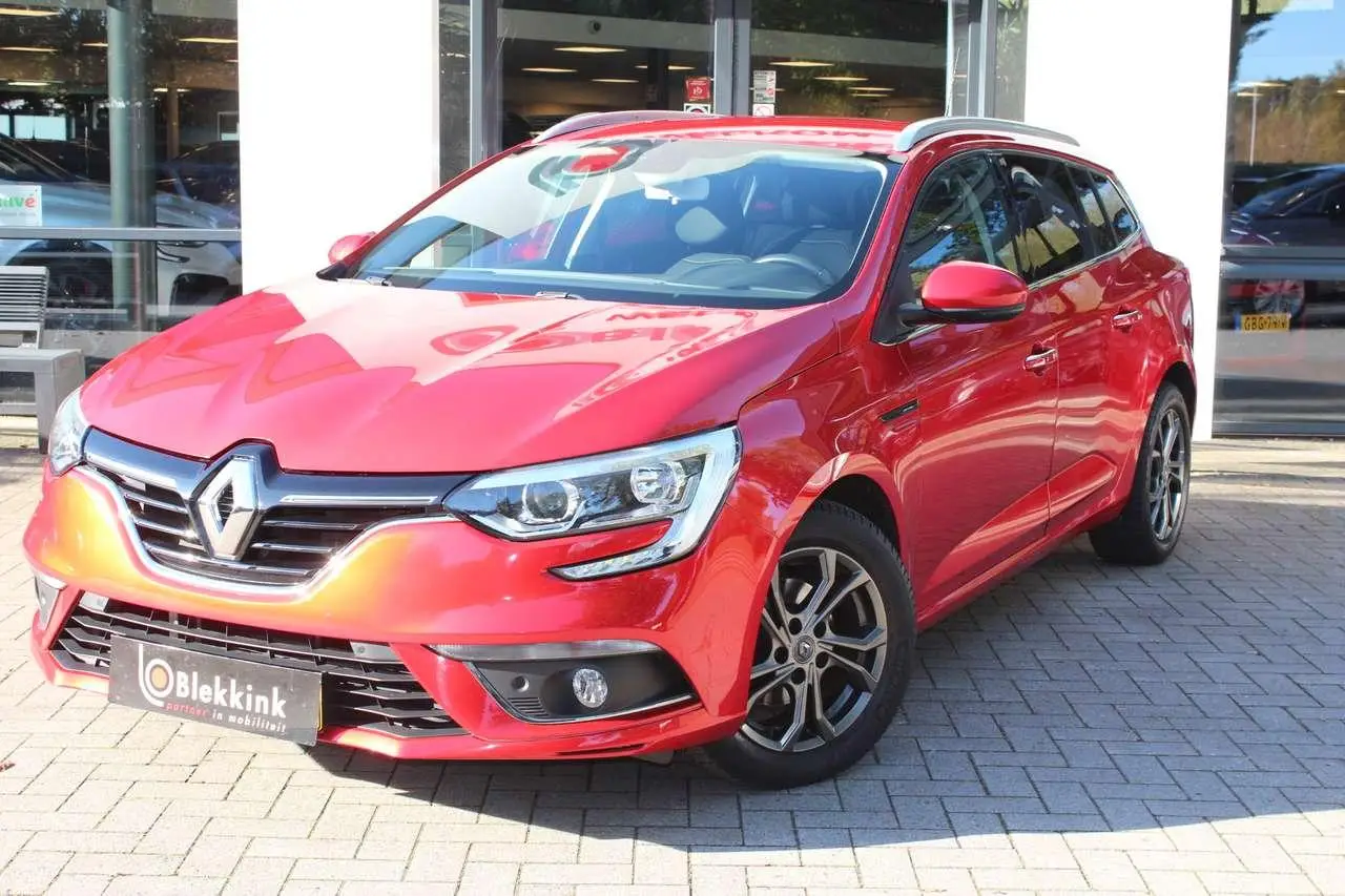 Photo 1 : Renault Megane 2018 Petrol