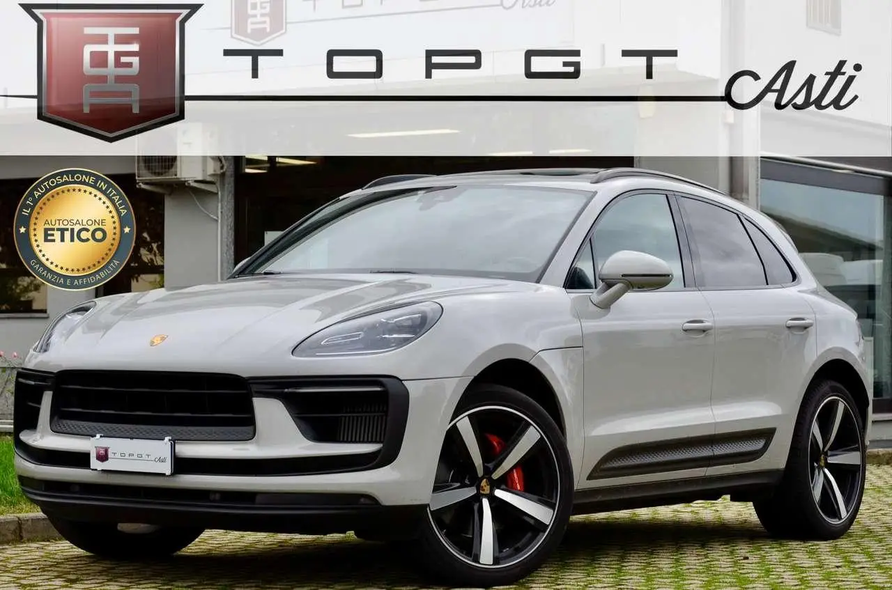 Photo 1 : Porsche Macan 2022 Essence