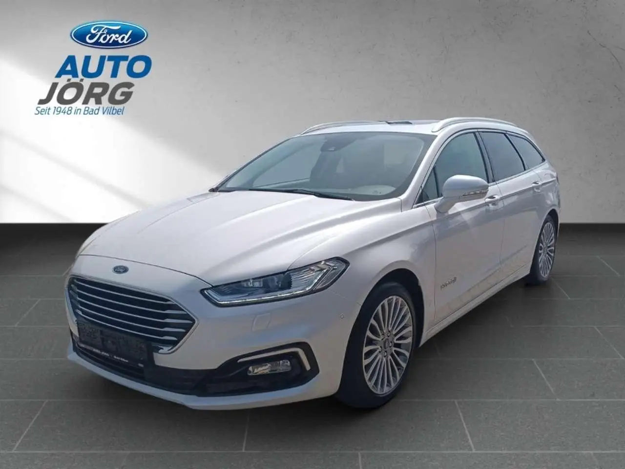 Photo 1 : Ford Mondeo 2020 Hybrid