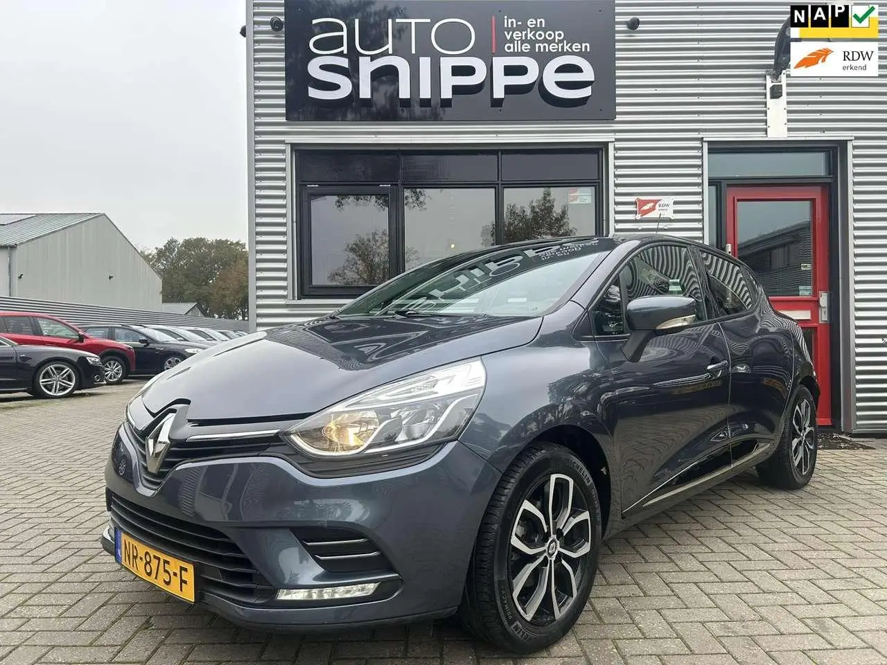 Photo 1 : Renault Clio 2017 Petrol