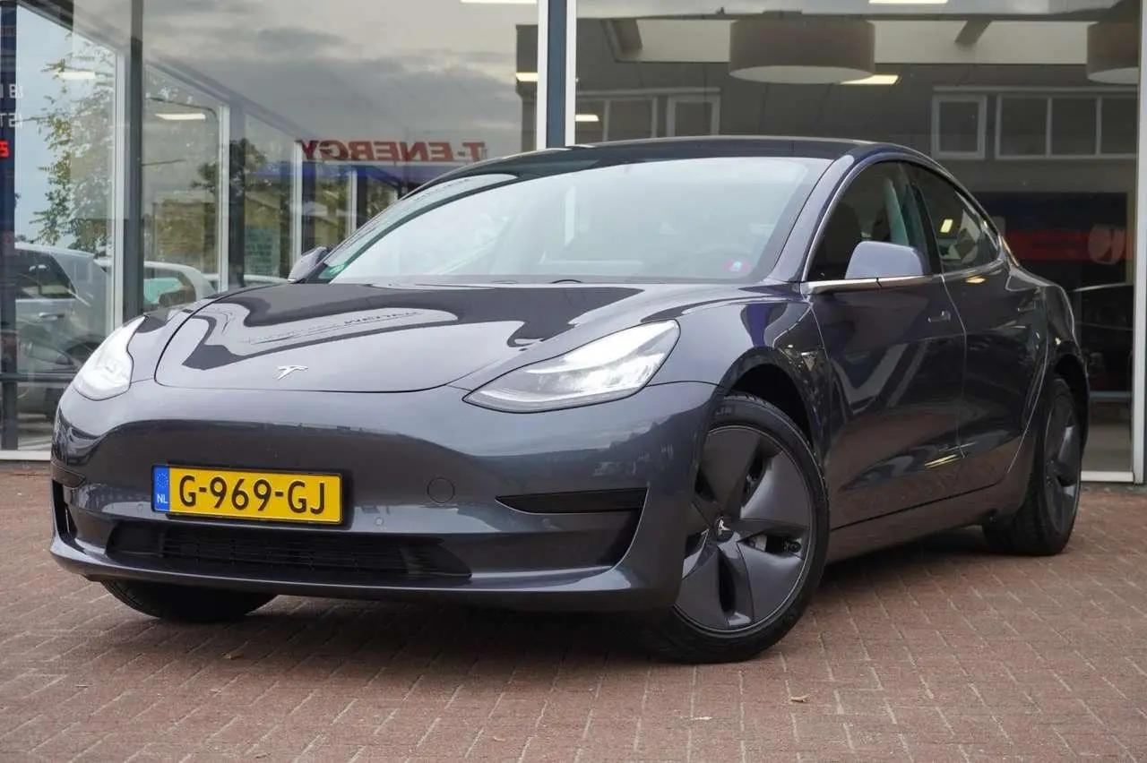 Photo 1 : Tesla Model 3 2019 Electric