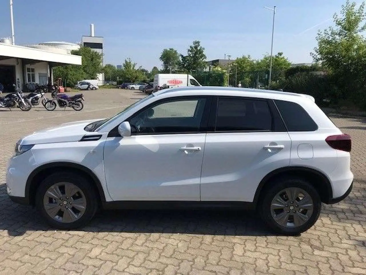 Photo 1 : Suzuki Vitara 2024 Essence