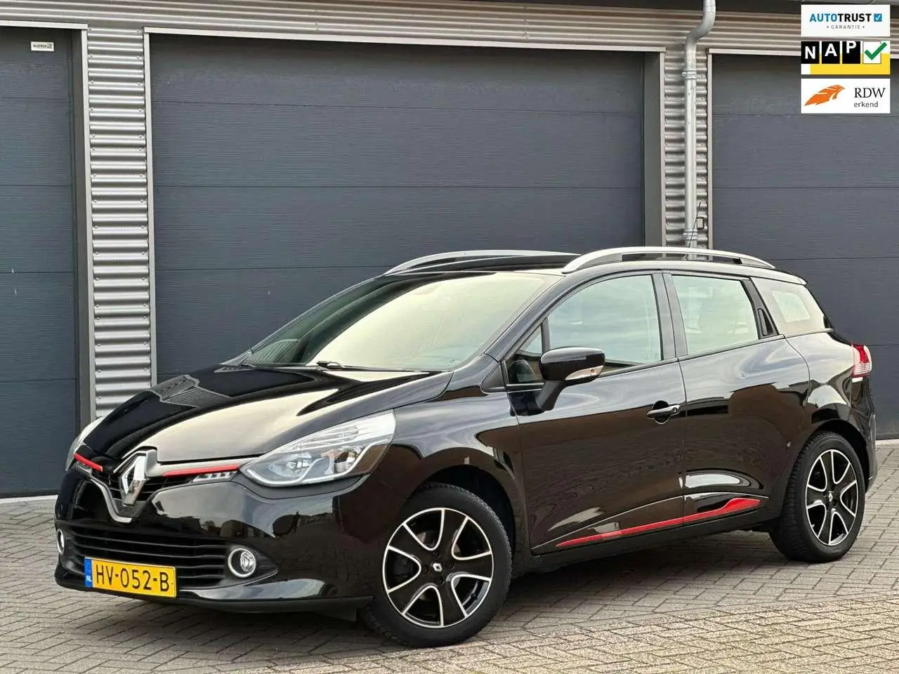 Photo 1 : Renault Clio 2016 Petrol