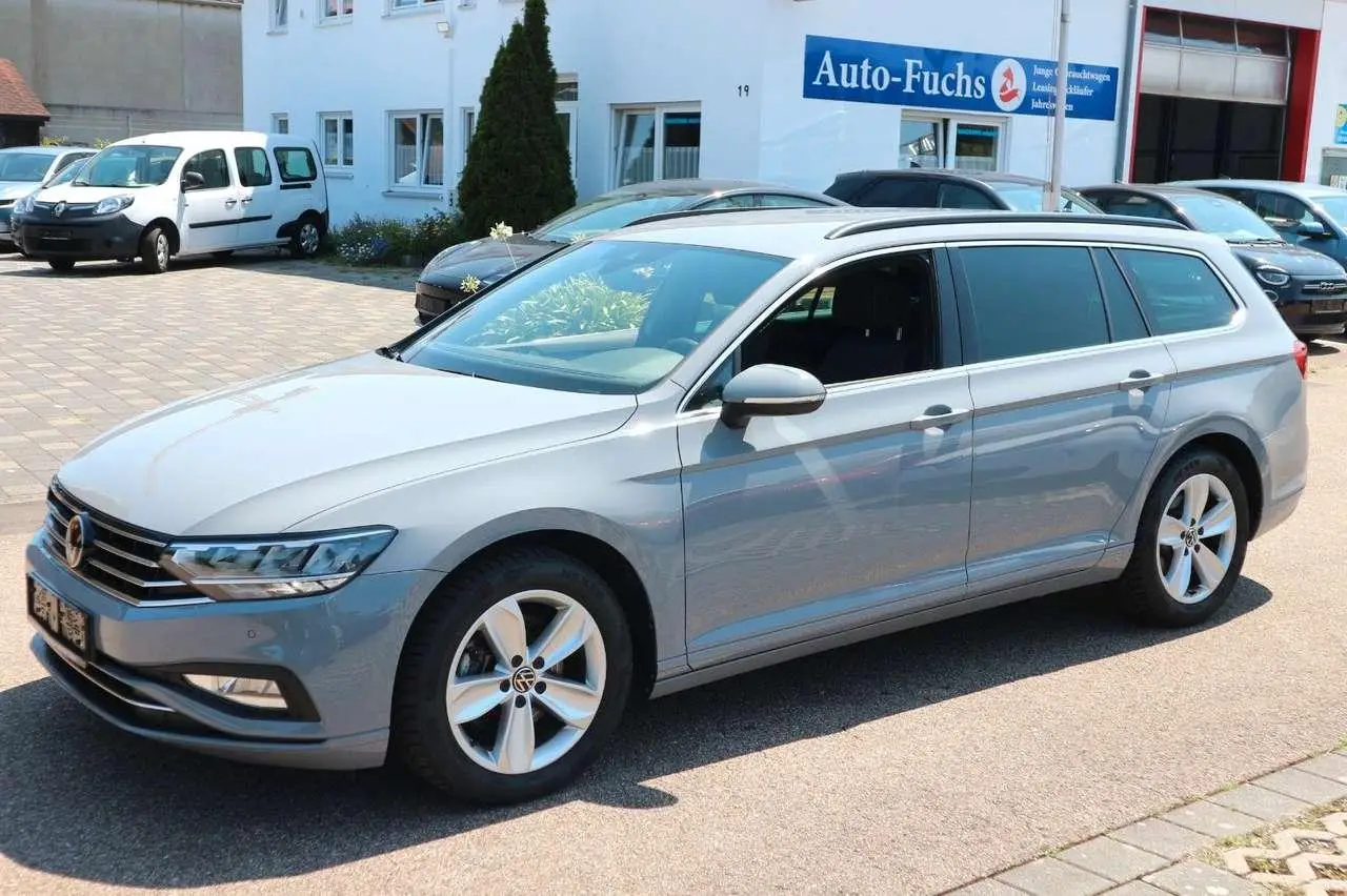 Photo 1 : Volkswagen Passat 2023 Diesel