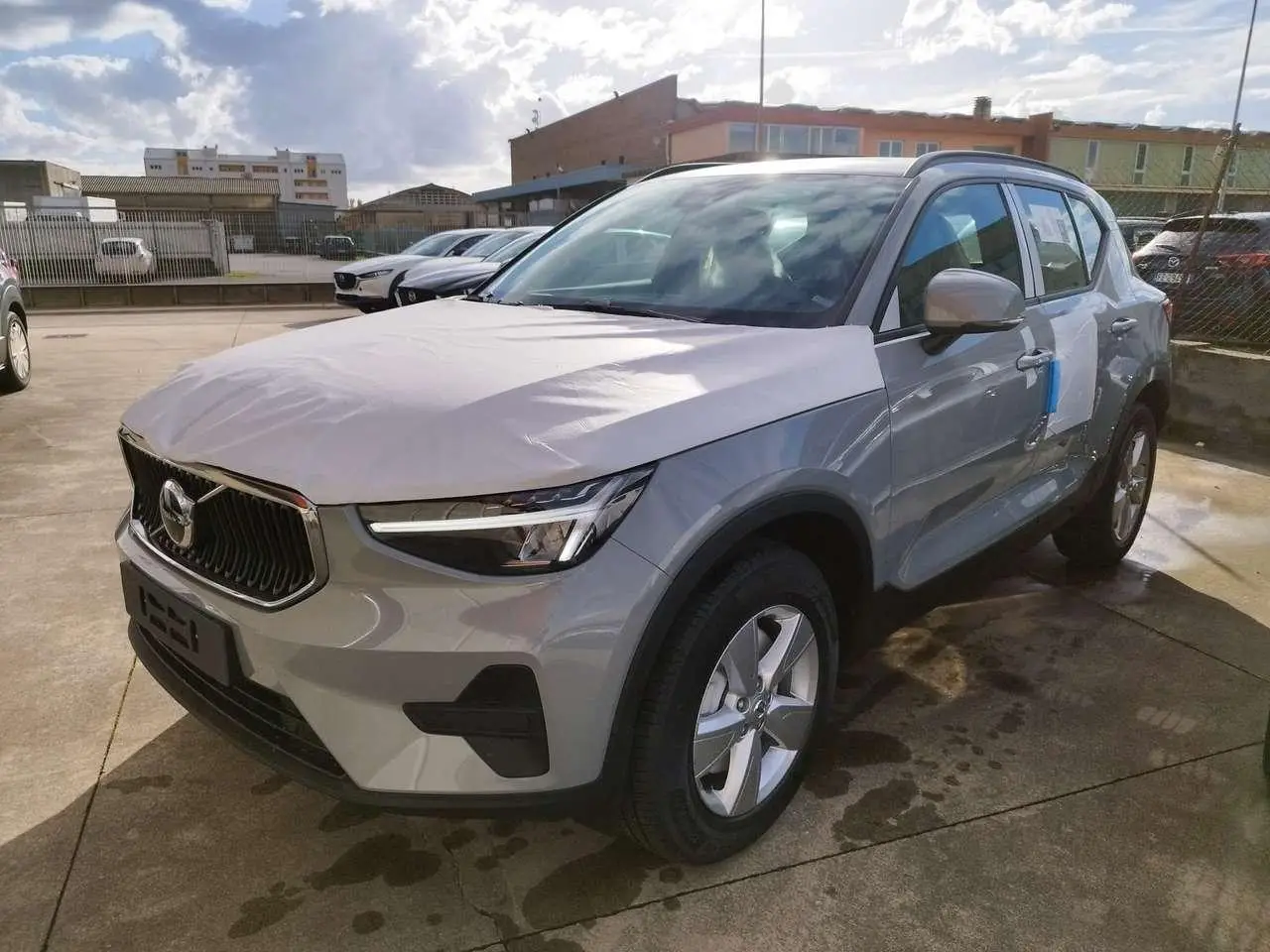 Photo 1 : Volvo Xc40 2024 Hybrid