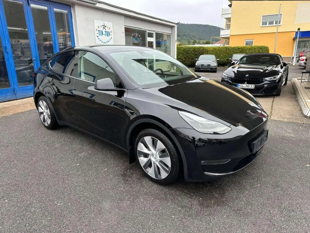 Photo 1 : Tesla Model Y 2022 Électrique