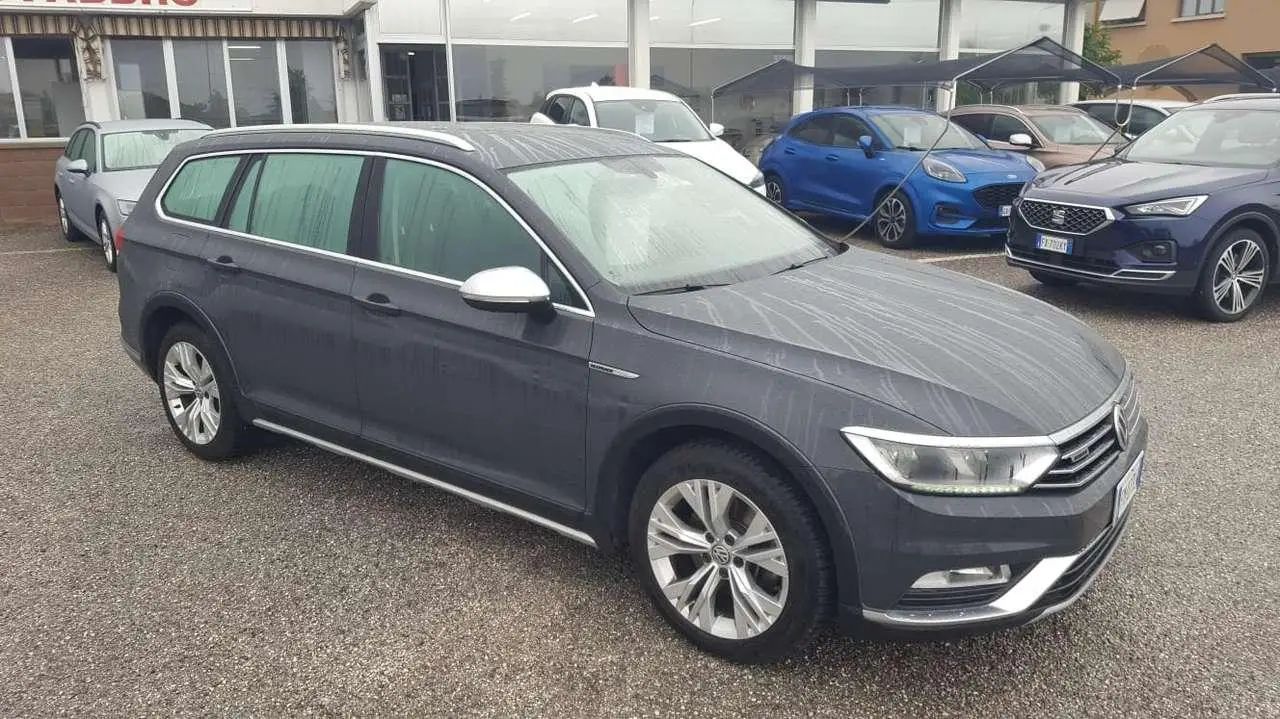 Photo 1 : Volkswagen Passat 2016 Diesel