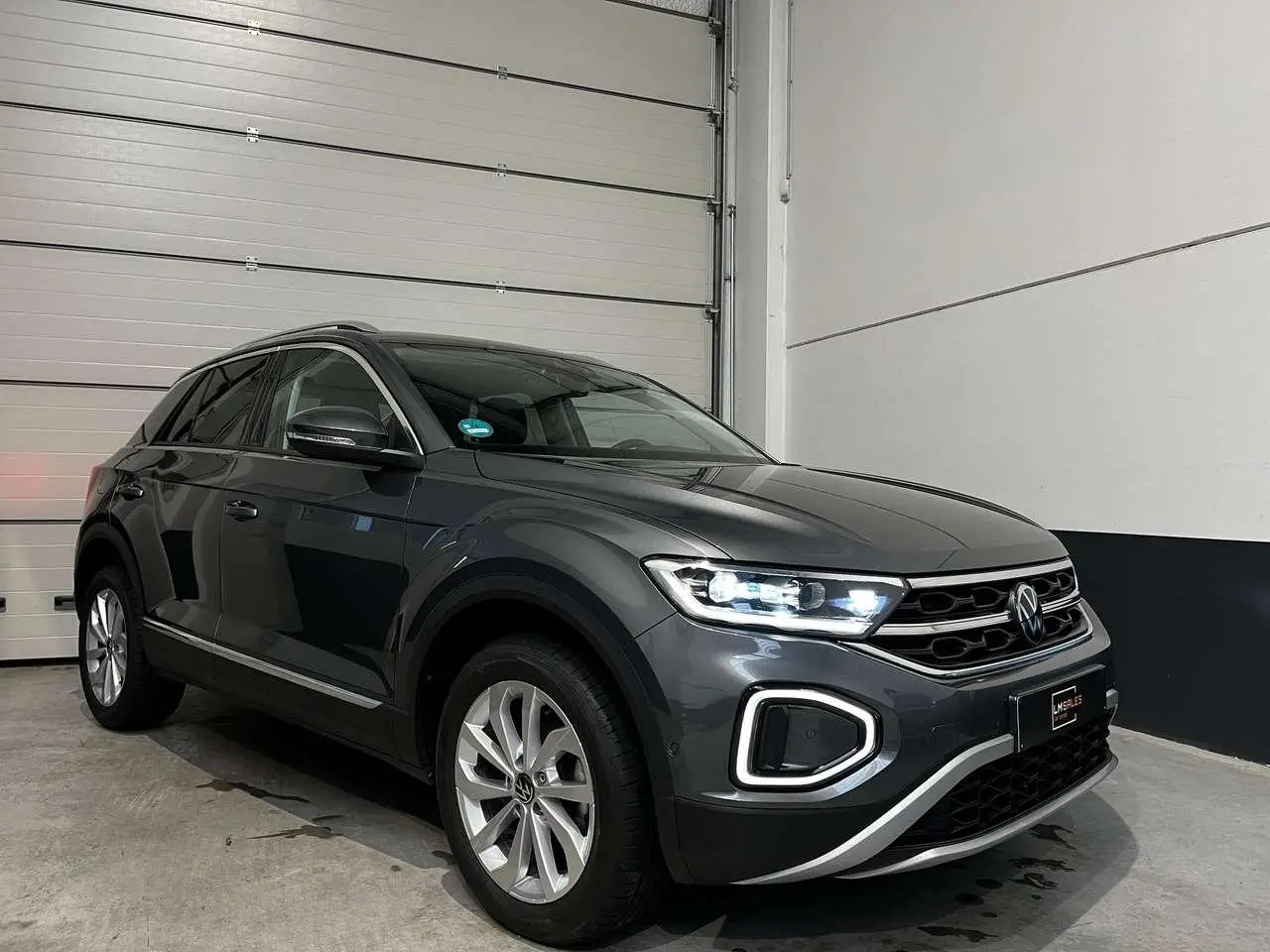 Photo 1 : Volkswagen T-roc 2022 Petrol